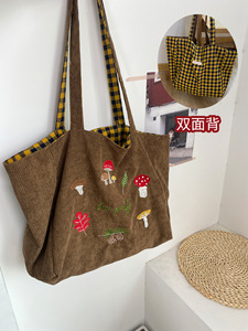 กระเป๋าสะพายไหล่ผ้าลูกฟูกสำหรับผู้หญิงกระเป๋าโท้ทผ้าลูกฟูกพร้อมโลโก้ออกแบบได้ตามต้องการขนาดใหญ่เป็นมิตรต่อสิ่งแวดล้อม - Product Image 6