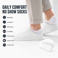 Großhandel Benutzerdefinierte Logo Weiße Unsichtbare Socken Niedrig Geschnittene Baumwoll-Sportsocken Fabrikpreis Geringe Mindestbestellmenge Private Label