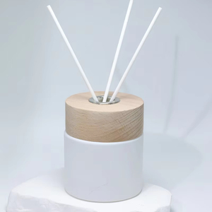 100ml 150ml Luxury clear Frost Round Glass Aroma Reed <b>Diffuser</b> <b>Bottles</b> for air Freheners with Sticks Custom Bamboo Wooden Lid - Product Image 4