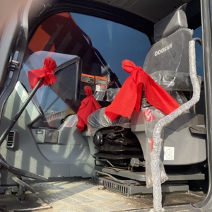 Original Korea Made Doosan DX225/DX225LC Hydraulic Crawler Excavator with Original Engine Pump Construction Equipment in Stock - Product Image 4