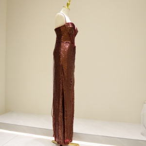 Robe de soirée élégante en dentelle de sirène bordeaux brodée avec un imprimé floral scintillant, <span class=keywords><strong>dos</strong></span> <span class=keywords><strong>nu</strong></span>, laçage classique, design basque - Product Image 2