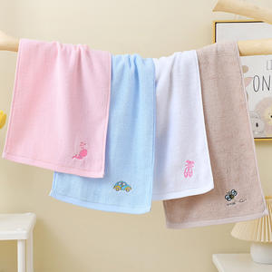 <span class=keywords><strong>Serviette</strong></span> pour enfants brodée 100% coton |   <span class=keywords><strong>Serviette</strong></span> de visage pour bébé douce et absorbante pour une utilisation en <span class=keywords><strong>maternelle</strong></span> et en extérieur |   <span class=keywords><strong>Serviette</strong></span> personnalisée pour enfants - Product Image 4