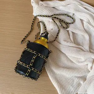 Yeni stil su bardağı çanta Mini moda çanta taşınabilir güveç kabı güveç su ısıtıcısı koruyucu kapak zincirleri siyah çanta