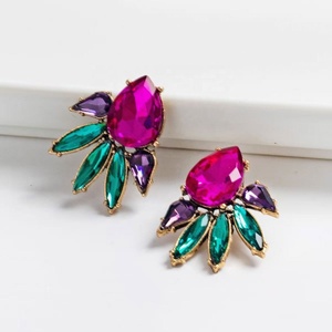 Pendientes de Gota de Agua con Gemas Simétricas de Moda, Pendientes de Cristal de Estrás Multicapa para Niños, Pendientes Geométricos de Aleación Chapada en Oro - Product Image 3