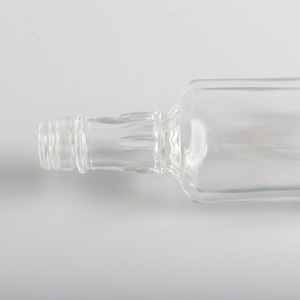 Botella de Vidrio Pequeña de 50 ml con Tapa para <span class=keywords><strong>Bebidas</strong></span> Alcohólicas, Jugos, Licores, Vino, Whisky, Muestras - Product Image 5