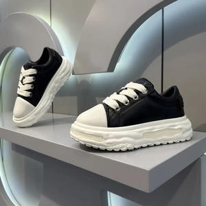 Zapatillas bajas de hombre estilo 'Dad Shoes' para primavera 2026, cómodas, informales, con cordones, que aumentan la altura, suela suave, para verano. - Product Image 1