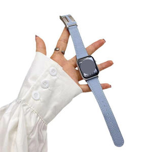 <span class=keywords><strong>Bracelet</strong></span> de <span class=keywords><strong>montre</strong></span> intelligent pour Apple Watch Series 10, en <span class=keywords><strong>cuir</strong></span> grainé litchi, fermoir magnétique en H, pour hommes et femmes, 46 mm - Product Image 5