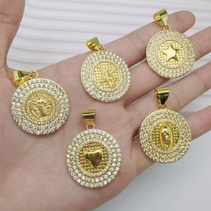 Collier Bohème Coloré à Perles avec Pendentif Rond en Zircon Doré et Motifs Vierge <span class=keywords><strong>Marie</strong></span>, Cœur et Étoile pour Cadeau Religieux Quotidien - Product Image 2