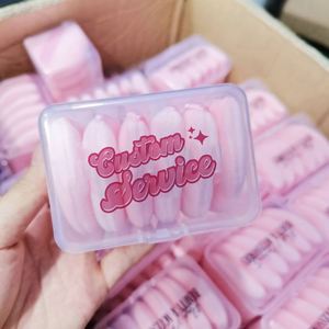 Borlas Cosméticas de Terciopelo Suave de Algodón de Marca Privada, Estilo Impreso para Uso en Seco y Húmedo, con Bolsa y Empaque en Caja, Borla Triangular para Polvo Suelto - Product Image 4