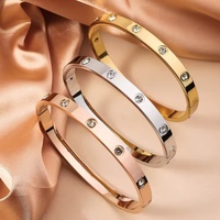 Vente en Gros Bijoux en Acier Inoxydable Plaqué Or 18 Carats Luxe Pulseiras Strass Cristal Pulseras Mujer Bracelets et Joncs pour Femme