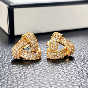 Orecchini a Perno Geometrici Triangolari Vintage per Donna, Accessori per Orecchie da Indossare Ogni Giorno - Product Image 1