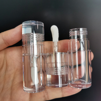 Tube vide pour gloss à lèvres en plastique PETG rond mignon de 5 ml avec un grand applicateur en forme de baguette, entièrement transparent, emballage cosmétique pour gloss à lèvres