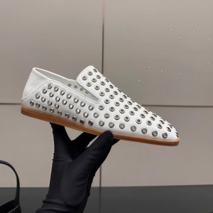 Chaussures pour femmes de luxe 2026, nouvelle collection <span class=keywords><strong>printemps</strong></span>-automne, en cuir véritable, à bout rond, à rivets, à talon épais et profond, couleur unie - Product Image 1