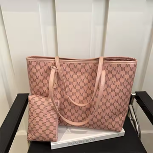 Sac à main de luxe 2025 pour femme en PU avec chaîne, grand sac bandoulière messager à fermeture éclair, motif étoile, sac à la mode pour femme - Product Image 3
