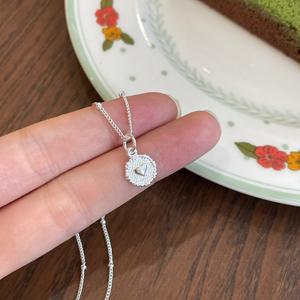 Collier en argent pur S925, petit collier de marque, cœur de pêche, chaîne de clavicule, luxe simple, dentelle tissée, doux, platine, matériau principal - Product Image 2