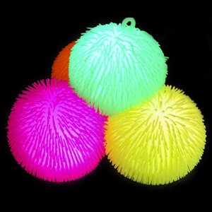 Balle gonflable géante personnalisée de 7 pouces en forme de boule poilue, fabriquée en caoutchouc et plastique durable avec LED lumineuses - Product Image 3