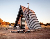 Quacent Villa de luxe de faible hauteur à cadre en A très vendue Conteneur modulaire en acier étanche isolé thermiquement Préfabriqué Petite Maison Triangle