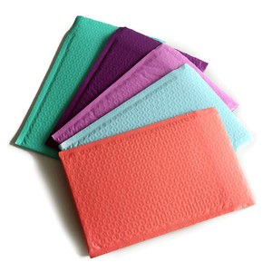 Tùy chỉnh OEM thân thiện với môi tái chế kích thước tùy chỉnh <span class=keywords><strong>Poly</strong></span> <span class=keywords><strong>Bubble</strong></span> bưu phẩm trắng đen tự niêm phong phong bì vận chuyển nhà cung cấp - Product Image 4