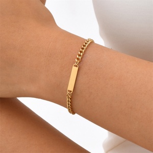 Pulsera de Eslabones Minimalista para Mujer con Colgante de Barra Curva con Logotipo y Texto, Joyería de Moda Transfronteriza - Product Image 4