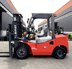 Chariot élévateur diesel 3 tonnes certifié CE pour manutention de marchandises, transmission intégrale, commande assise, hauteur de levage 4500 mm - Product Image 1