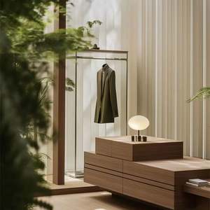 Exhibidores de Ropa Modernos y Personalizados para Tiendas, Hoteles y Centros Comerciales - Product Image 6