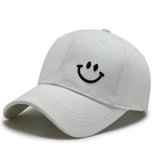 Venta al por mayor de fábrica Ocio Publicidad al aire libre Gorra deportiva de algodón 100% de seis paneles Gorra de béisbol con bordado de sonrisa personalizada - Product Image 1