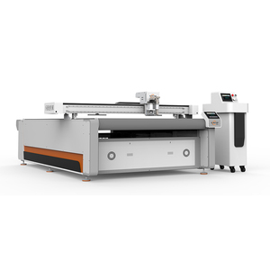 Machine de découpe numérique automatique Realtop pour la production d'échantillons de tissus pour la couture, les rideaux, les couvertures et les tapis - Product Image 3