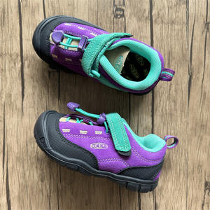 <span class=keywords><strong>รองเท้า</strong></span>กีฬาคุณภาพสูงสำหรับเด็กผู้ชายและเด็กผู้หญิง เหมาะสำหรับกิจกรรมกลางแจ้ง ลำลอง และกีฬา  <span class=keywords><strong>พื้น</strong></span><span class=keywords><strong>รองเท้า</strong></span>นุ่มและกันลื่น เหมาะสำหรับการเดินป่าและปีนเขา - Product Image 4