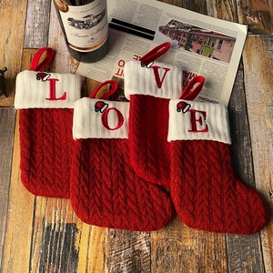 Calze <span class=keywords><strong>di</strong></span> <span class=keywords><strong>Natale</strong></span> da Regalo con Lettera Personalizzata Calza Lavorata a Maglia Decorazione <span class=keywords><strong>per</strong></span> <span class=keywords><strong>Albero</strong></span> <span class=keywords><strong>di</strong></span> <span class=keywords><strong>Natale</strong></span> <span class=keywords><strong>per</strong></span> Ornamento Casa - Product Image 2