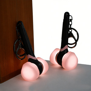 Porte-clés Lightstick pour Groupe de Filles, Porte-clés LED Kpop Blink Heart Hammer, Breloque Lumineuse pour Sac de Concert, Accessoire Mignon pour Fans - Product Image 1
