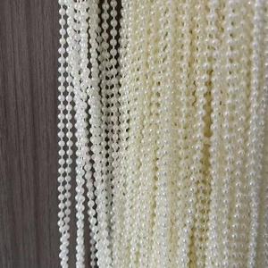 Guirnalda de Perlas Blancas de 2.5-3mm, Cadena de Perlas Artificiales para Decoración de Pasteles de Boda y Navidad, Arreglos Florales, Reutilizable y Duradero - Product Image 5