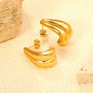 <b>Fashion</b> Design 18k Gold Plated Double Wave CC <b>Hoop</b> <b>Earrings</b> Jewelry Chunky Stainless Steel Hypoallergenic <b>Earring</b> for Women - Product Image 5