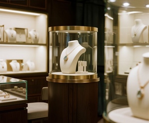 Conception d'aménagement intérieur de bijouterie de luxe, présentoirs haut de gamme pour bijoux et montres, mobilier sur mesure pour bijouterie - Product Image 3