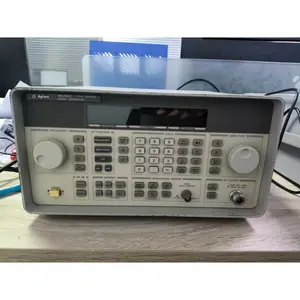 Keysight/Agilent/HP 8648D buatan Generator sinyal RF, 9 kHz sampai 4000 MHz digunakan