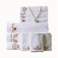 Prix de Gros OEM Logo Personnalisé Luxe Ensemble de Serviettes de Bain et à Main 100% Coton Blanc pour Hôtels 5 Étoiles comme Hilton