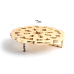 Hebilla de Cinturón de Metal con Diseño Floral Personalizado, Logotipo Creativo Personalizado, Fabricación Popular - Product Image 5