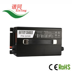 Chargeur de batterie LiFePO4 certifié CE pour voiturette de golf, scooter, vélo électrique avec 48V 30A 1638W - Product Image 2