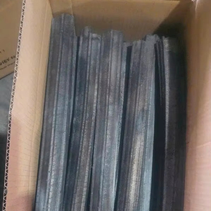 Charbon de bois de sciure de bois d'exportation du Vietnam, inodore, faible teneur en cendres, haute rétention de chaleur, longue durée de combustion, pour barbecue - Product Image 4