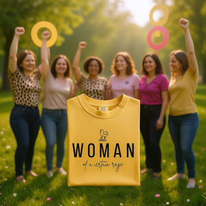 T-shirt casual da donna con grafica Woman Of A Certain Rage, manica corta, girocollo, 100% cotone - Product Image 2