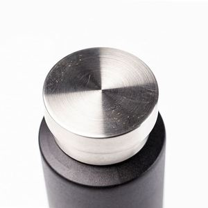 Bouteille d'eau isotherme en acier inoxydable à double paroi de 750 ml, thermos réutilisable, grande gourde de voyage sous vide pour l'extérieur, tasse lumineuse - Product Image 2