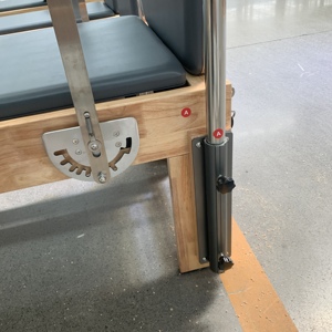 Table de Pilates Cadillac en acier multifonction avec <span class=keywords><strong>trapeze</strong></span> en bois de chêne pour exercices corporels - Product Image 6