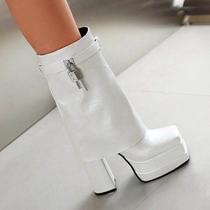 Botines de Plataforma Cortos para Mujer, Talla Grande 48, con Tacón Grueso Plegable y Cierre Metálico Tipo Tiburón - Product Image 5