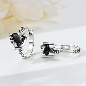 Tengman <b>Black</b> <b>Heart</b> Earrings, Original Niche High-End Earrings, Women's Jewelry - Product Image 4
