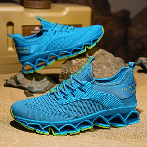 Chaussures de sport et de marche en plein air légères, confortables et respirantes pour hommes et femmes, style moderne et tendance, toutes saisons. - Product Image 2