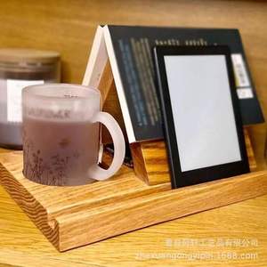 ที่วางหนังสือไม้เนื้อแข็งรูปสามเหลี่ยมพร้อมฐานถ้วย ดีไซน์เรียบง่ายสำหรับขาตั้งอ่านหนังสือสำหรับผู้ใหญ่ใช้ในบ้านและสำนักงาน - Product Image 1
