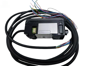 เซ็นเซอร์ควบคุม PLC เซ็นเซอร์เลเซอร์ ยี่ห้อใหม่เอี่ยม IL-1000 - Product Image 1