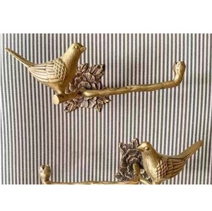 Cintre en métal laiton antique design oiseau moderne pour la décoration de la chambre et du salon à un prix abordable - Product Image 1
