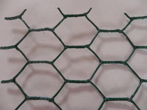 Pabrik Tiongkok langsung ditenun baja hitam PVC dilapisi kawat heksagonal gulung jala 0.7mm kandang ayam Netting pagar lentur - Product Image 3