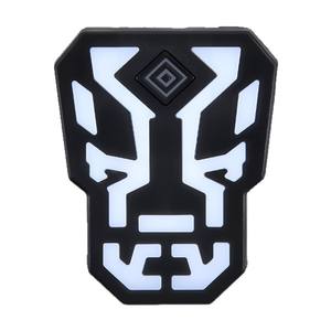 Feu arrière de vélo personnalisé CB-18196 LED rechargeable étanche IPX4 4 modes noir kaki gris plastique pour VTT et trottinette - Product Image 1