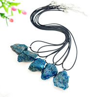 Pendentif en cristal naturel en gros, pierre brute d'apatite bleue, collier de guérison, pendentif en pierre précieuse brute